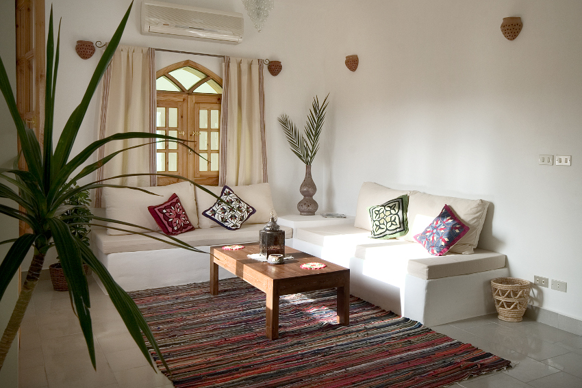 Low Season Garden Apartment